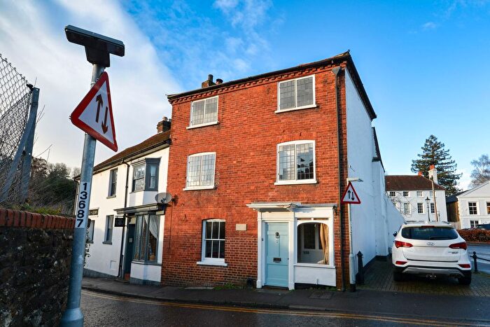 3 Bedroom Cottage To Rent In Mill Lane, Godalming, GU7