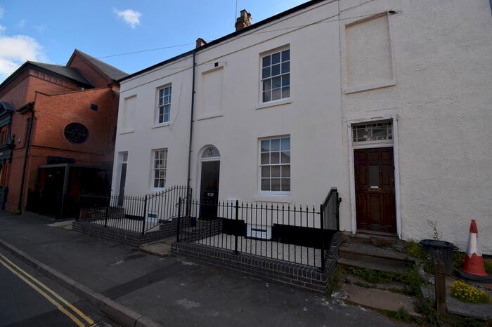 3 Bedroom Terraced House To Rent In Mill Street, Leamington Spa, Warwickshire, CV31