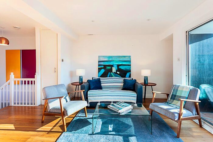 3 Bedroom Flat To Rent In Maclise Rd, London, W14