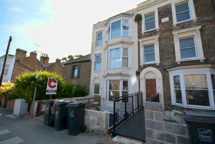 Studio To Rent In Addington Street, Margate, CT9