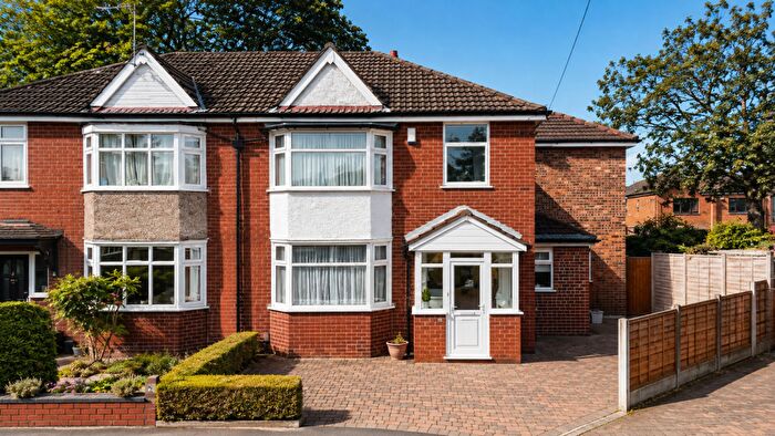 4 Bedroom Semi-Detached House For Sale In Norwood Avenue, Bramhall, SK7