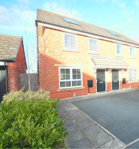2 Bedroom Semi-Detached House For Sale In Cae Babilon, Higher Kinnerton, Chester, CH4