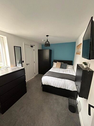 1 Bedroom End Of Terrace House To Rent In Gillingham Road, Gillingham, ME7