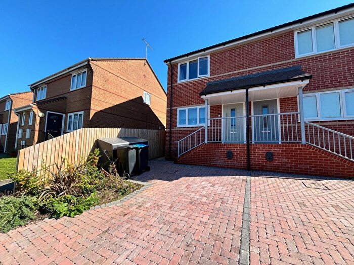 2 Bedroom Property To Rent In Churchill Gardens, Poole, BH12