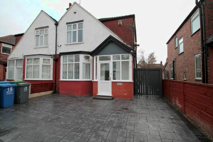 3 Bedroom Semi-Detached House To Rent In Leeshall Crescent, Fallowfield, Manchester, M14