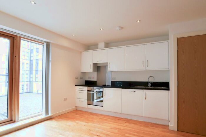 Apartment To Rent In The Rock Bury, BL9