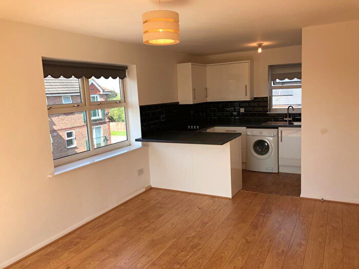 2 Bedroom Apartment To Rent In Dudley Close, Essex, RM16