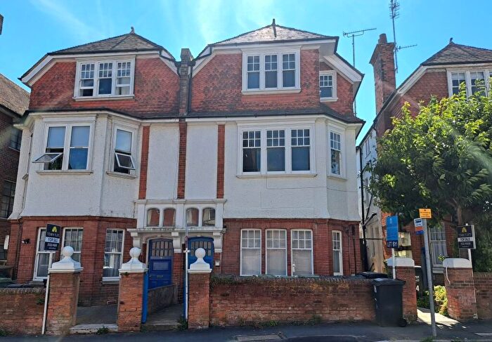 1 Bedroom Flat For Sale In Meads Street, Eastbourne, BN20