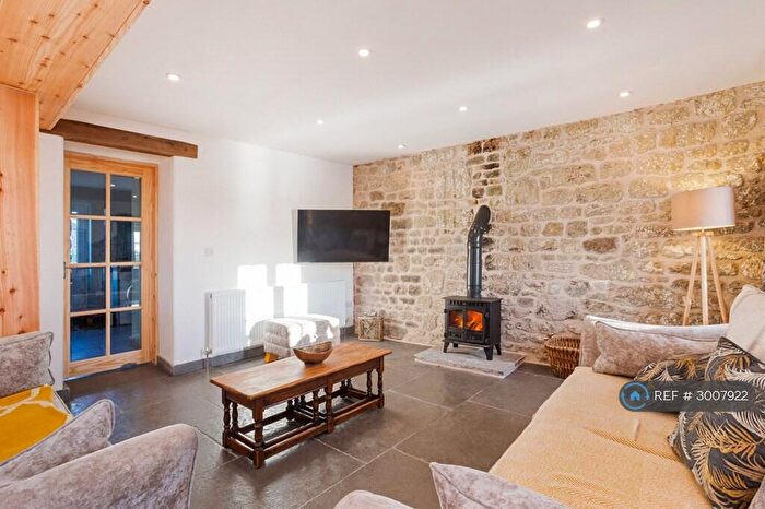 4 Bedroom Semi-Detached House To Rent In Oak Cottage, Warminster, BA12