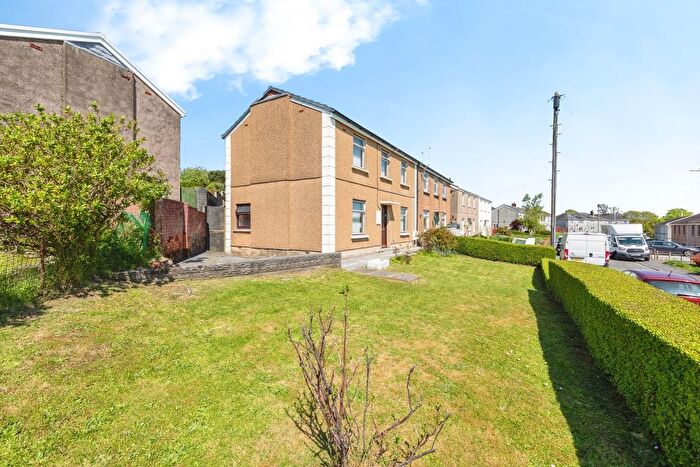 3 Bedroom Semi-Detached House For Sale In Arfryn Avenue, Llanelli, Carmarthenshire, SA15