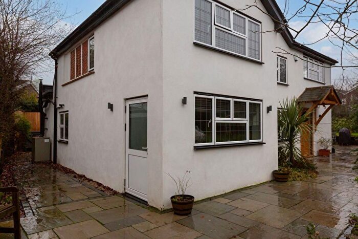 1 Bedroom Cottage To Rent In Mount Pleasant Road, Weald, Sevenoaks, TN14
