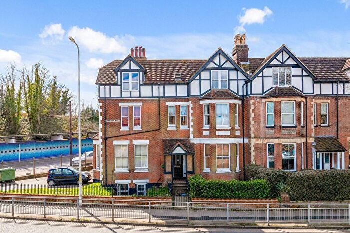 Studio To Rent In Cheriton Road, Folkestone, CT19