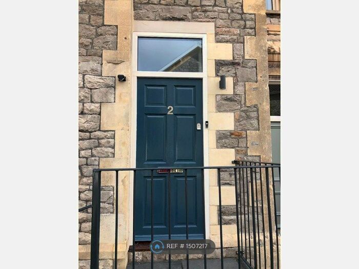 3 Bedroom Flat To Rent In Eastfield Park, Weston-Super-Mare, BS23