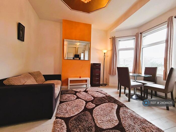 1 Bedroom Flat To Rent In Bulwer Road, London, E11