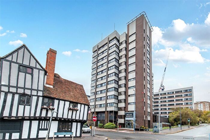2 Bedroom Flat For Sale In Lower Stone Street, Maidstone, Kent, ME15