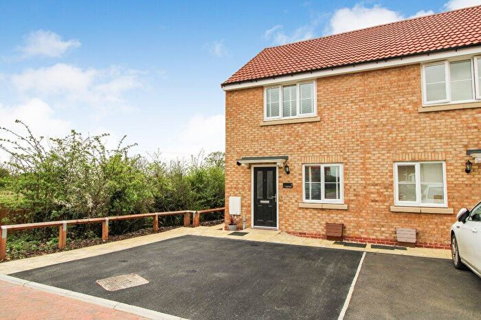 2 Bedroom Semi Detached House For Sale In Pearl Close, Knaresborough, HG5