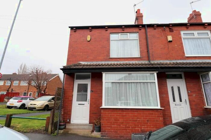 2 Bedroom Terraced House To Rent In Nora Terrace, Leeds, LS13