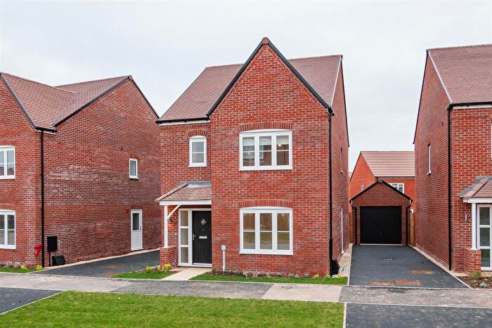 3 Bedroom Detached House To Rent In Hunts Grove, Hardwicke, GL2