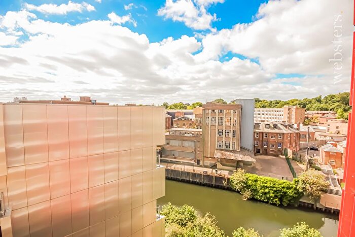 2 Bedroom Flat To Rent In Geoffrey Watling Way, Norwich, NR1