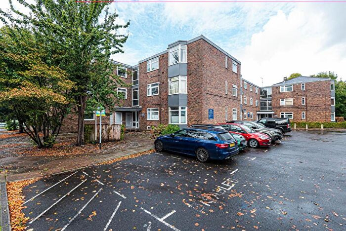 2 Bedroom Flat To Rent In Eastgate Street, Greyfriars Eastgate Street, SO23