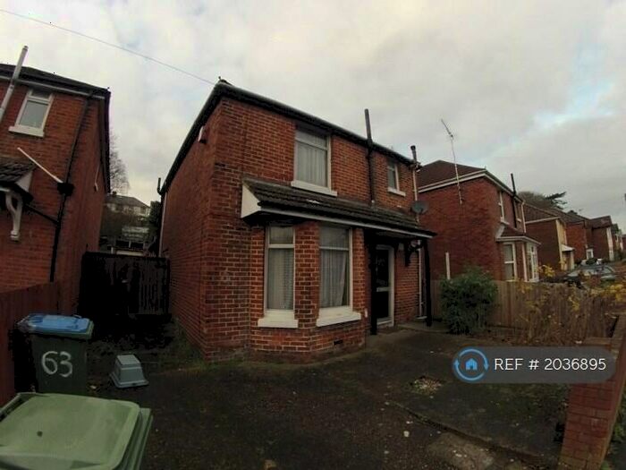 6 Bedroom Detached House To Rent In Osborne Road South, Southampton, SO17