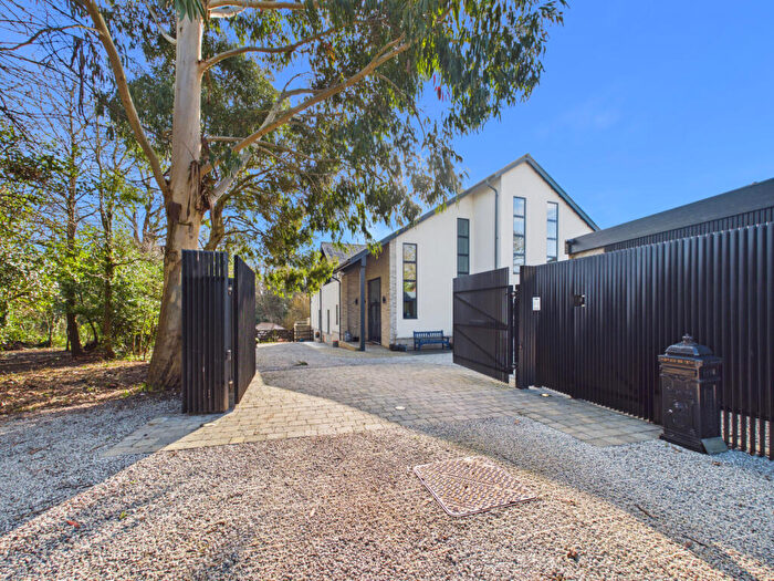 4 Bedroom Detached House To Rent In Warsash, SO31