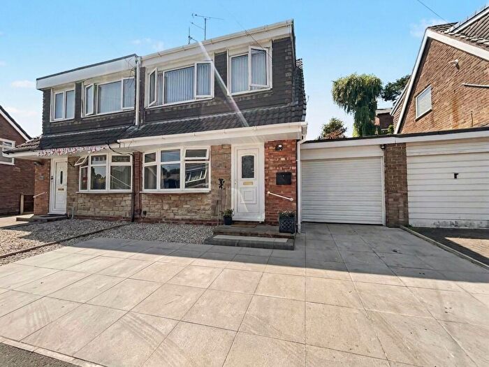 3 Bedroom Semi Detached House For Sale In Nuttall Avenue, Whitefield, M45