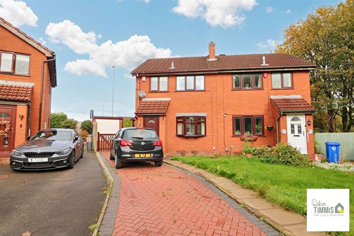 3 Bedroom Semi Detached House For Sale In Lightwater Grove, Milton, Stoke-On-Trent, ST2