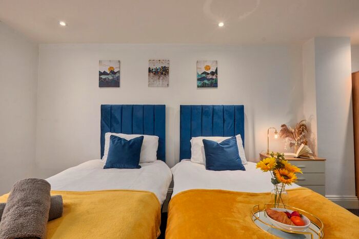 1 Bedroom Flat To Rent In Blenheim Terrace, Leeds, LS2