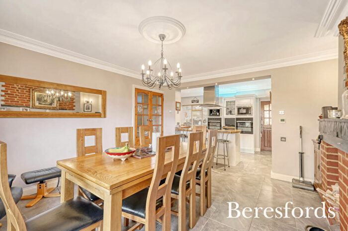 4 Bedroom Detached House For Sale In Marshes, Burnham-on-Crouch, CM0