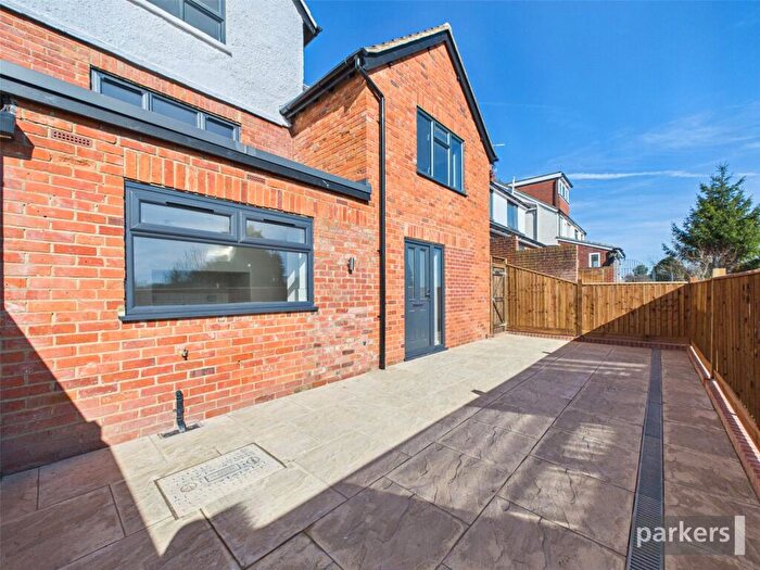 2 Bedroom Semi-Detached House To Rent In Henley Road, Caversham, Reading, Berkshire, RG4