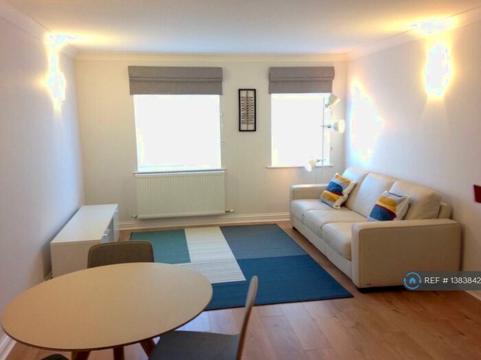 2 Bedroom Flat To Rent In Erleigh Road, Reading, RG1