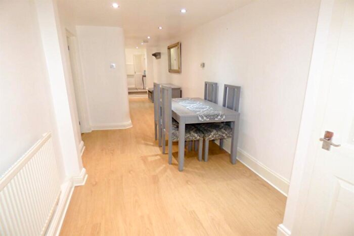 1 Bedroom Flat To Rent In Lawe Road, South Shields, NE33