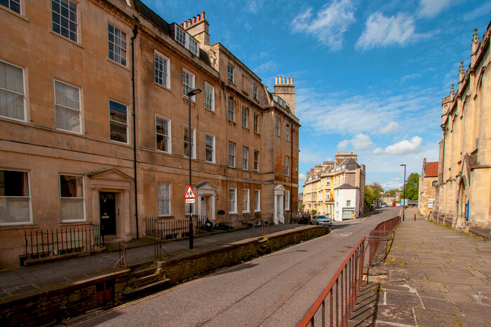 2 Bedroom Flat To Rent In Brunswick Place, Bath, BA1