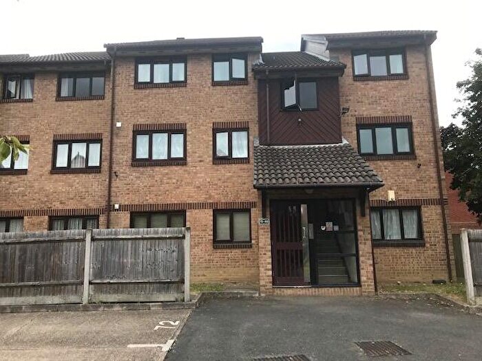 1 Bedroom Flat To Rent In Adams Way, Croydon, CR0