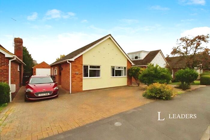 2 Bedroom Bungalow To Rent In Castle Drive, Northborough, Peterborough, PE6