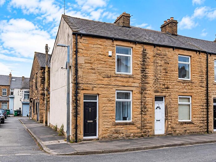 2 Bedroom End Terrace House To Rent In Ivy Street, Burnley, BB10