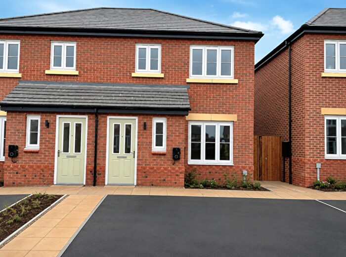 3 Bedroom House To Rent In Chaucer Road, Crewe, CW1