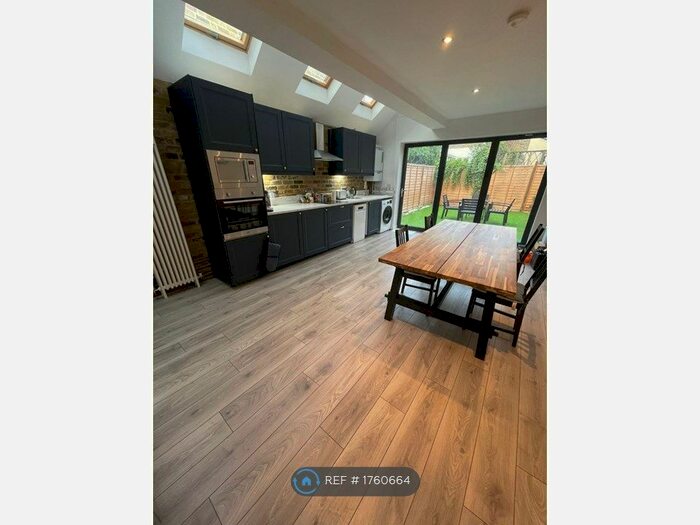 5 Bedroom Terraced House To Rent In Maritime Street, London, E3