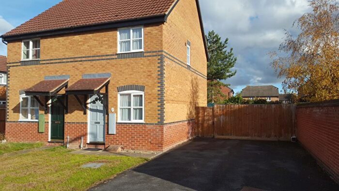 2 Bedroom Semi-Detached House To Rent In Didcot, Oxfordshire, OX11