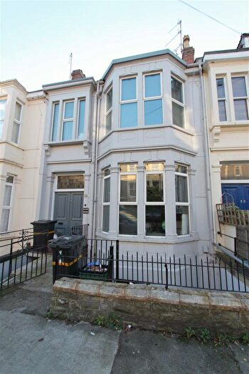 2 Bedroom Flat To Rent In Elton Road, Bristol, BS7