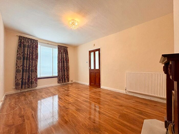 3 Bedroom Property To Rent In Mottisfont Road, London, SE2