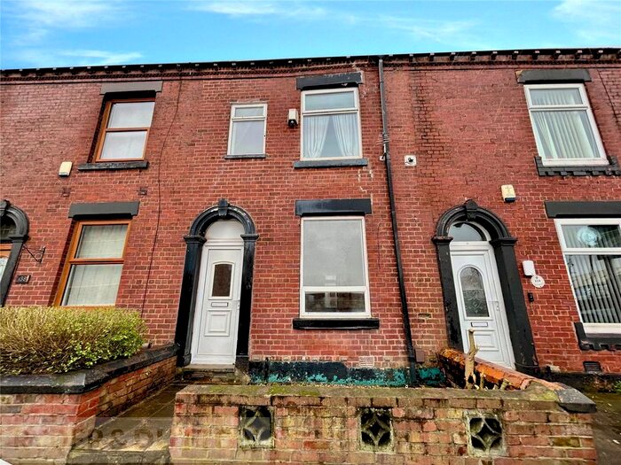 3 Bedroom Terraced House To Rent In Fields New Road, Chadderton, Oldham, Greater Manchester, OL9