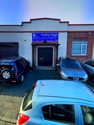 Terraced House To Rent In Malt Mill Lane, Halesowen, West Midlands, B62