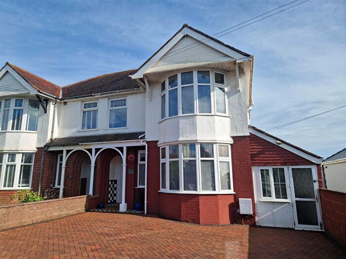 5 Bedroom Semi-Detached House For Sale In Severn Road, Porthcawl, CF36