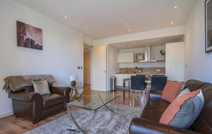 1 Bedroom Flat To Rent In Cubitt Building, Gatliff Road, Grosvenor Waterside, SW1W