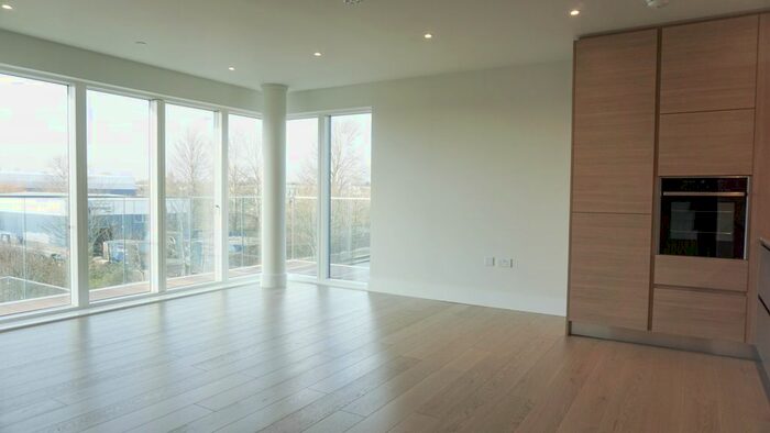 2 Bedroom Flat To Rent In Patterson Tower, Kidbrooke Park Road, Kidbrooke, SE3