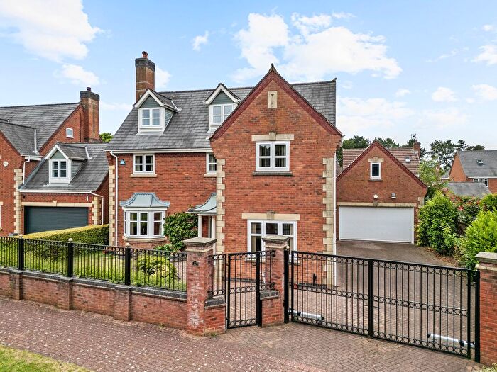 5 Bedroom Detached House For Sale In Astor Drive, Warrington, WA4