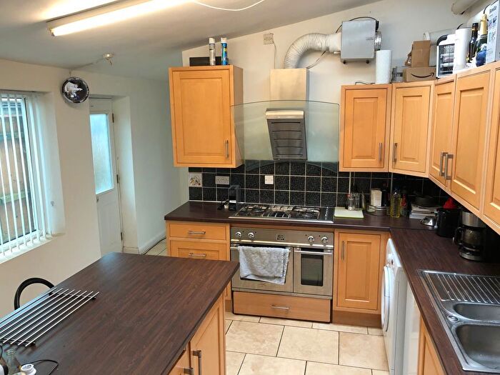 3 Bedroom Semi-Detached House To Rent In Reading Road, Ipswich, Suffolk, IP4