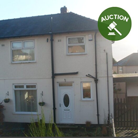 3 Bedroom Semi Detached House For Sale In Halifax Road, Bradford, BD6